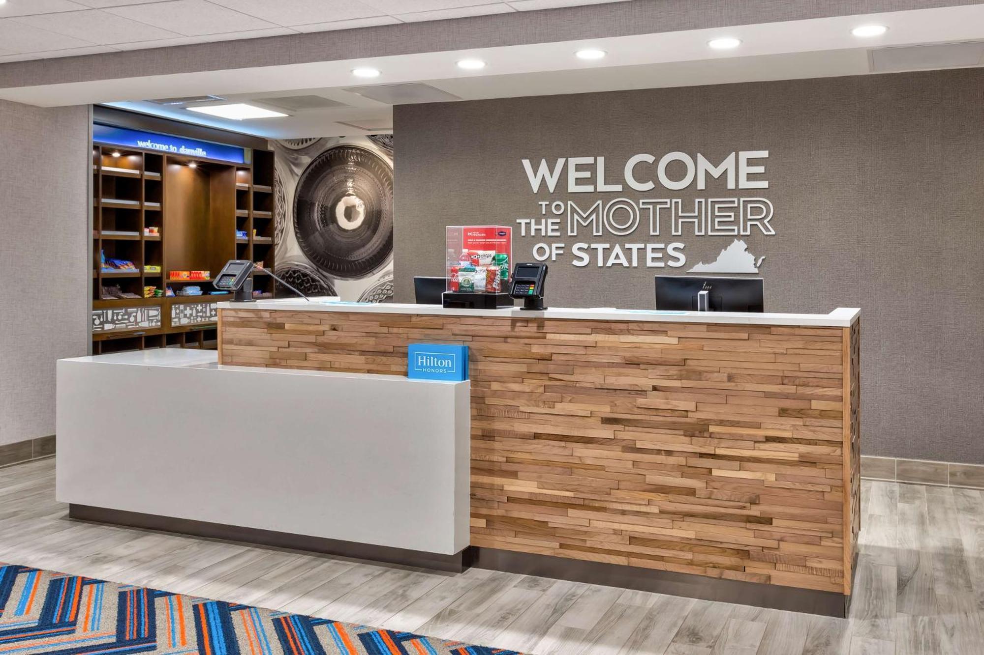 Hampton Inn Danville, Va Exterior photo